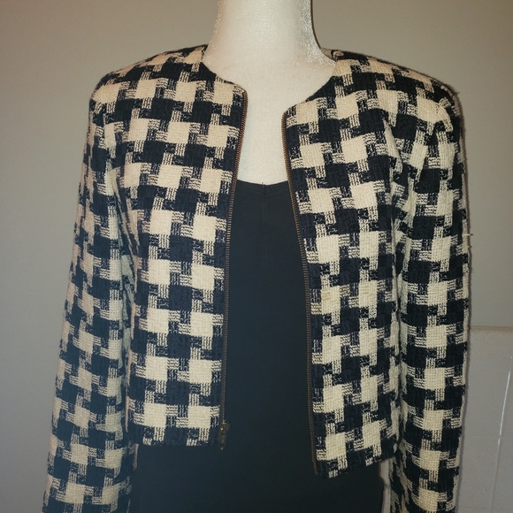 Anne klein ll - Picture 7 of 7